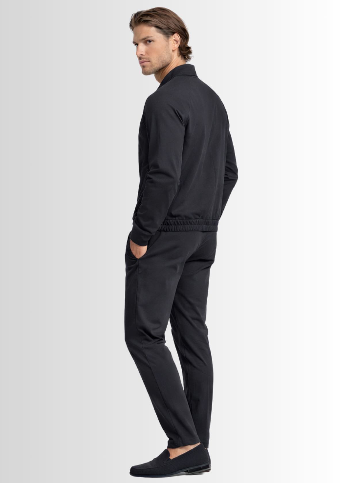 LIO | TECH SUIT ZWART ( PRE ORDER )