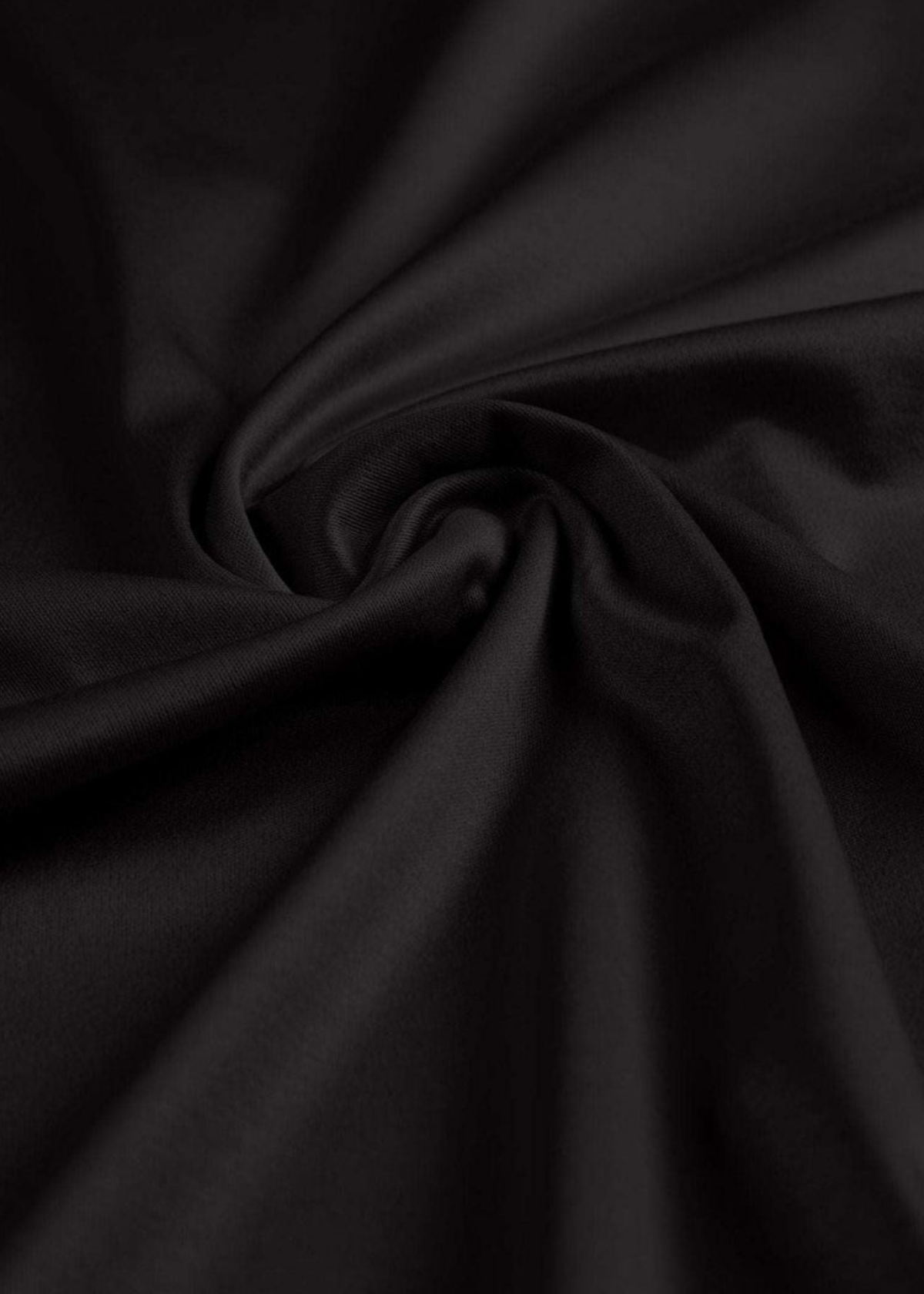 LIO | LUX*RY T-SHIRT ZWART